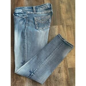 Cowgirl Up! ladies jeans, lightwash bedazzled 32/34 straight leg
